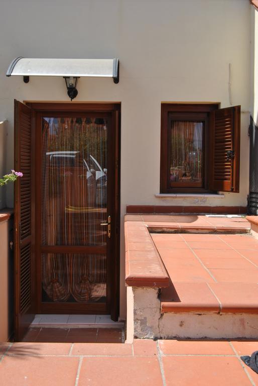 Ferienwohnung Casa Danilo San Teodoro  Exterior foto